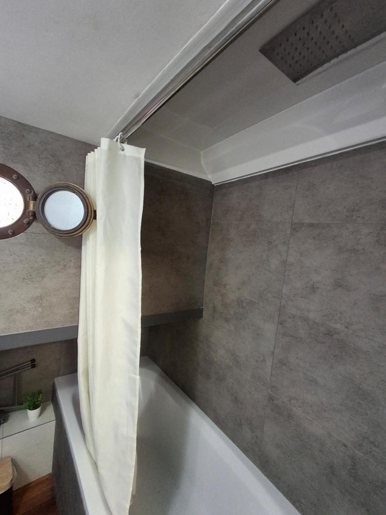 Appartement Atypique Independant Sur Peniche Metz Eksteriør billede